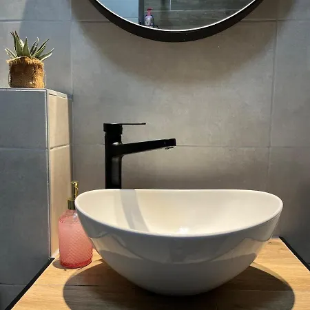 Modern & Stylish With Full Amenities * Sarajewo